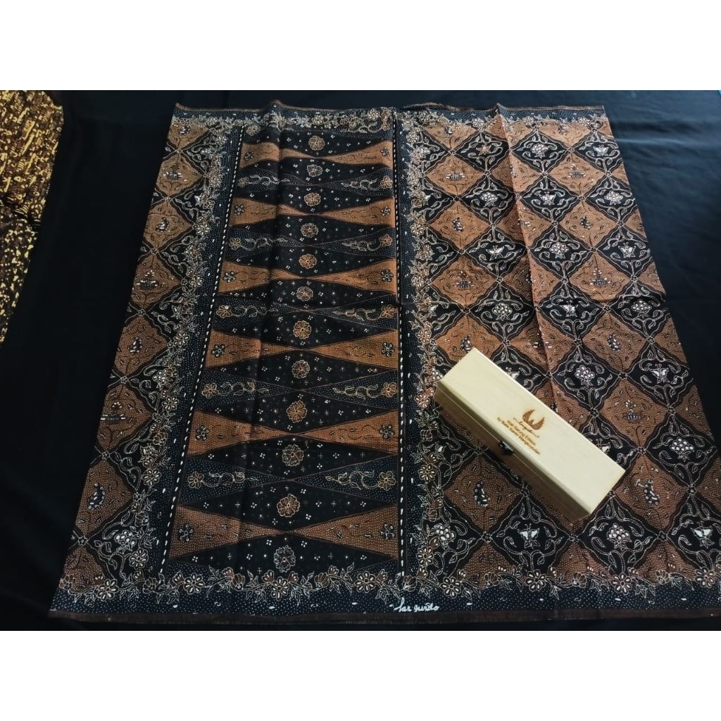 Sarung Batik Full tulis LAR GURDA Original N1