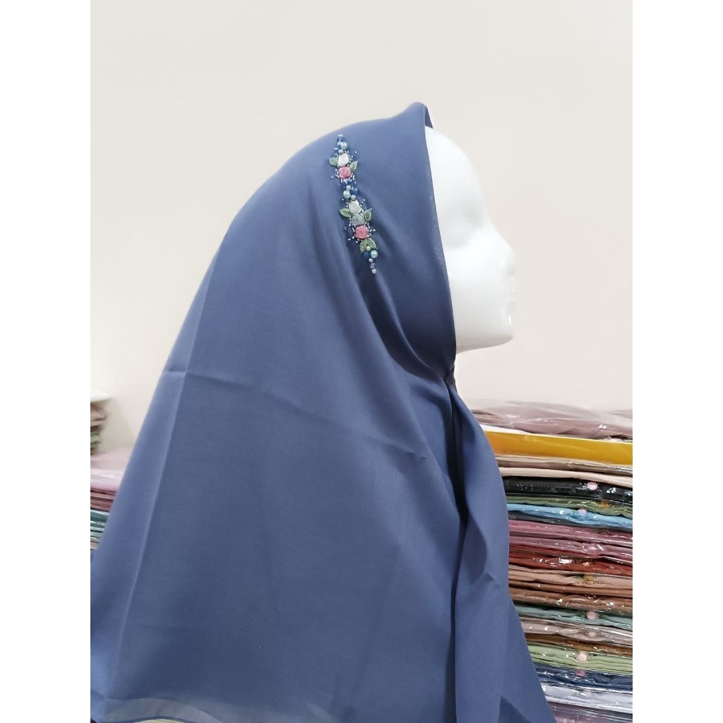 AiLA product - SHIFA - Hijab segi empat- Voal - Payet sulam handmade