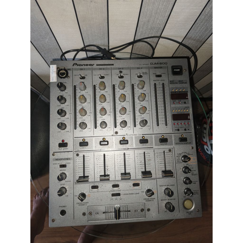 Mixer Pioneer DJM 600