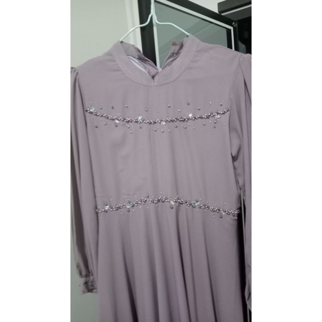 Preloved gamis pesta
