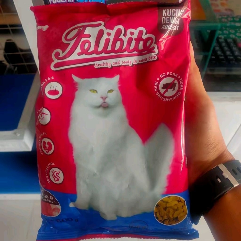 Pakan kucing felibite