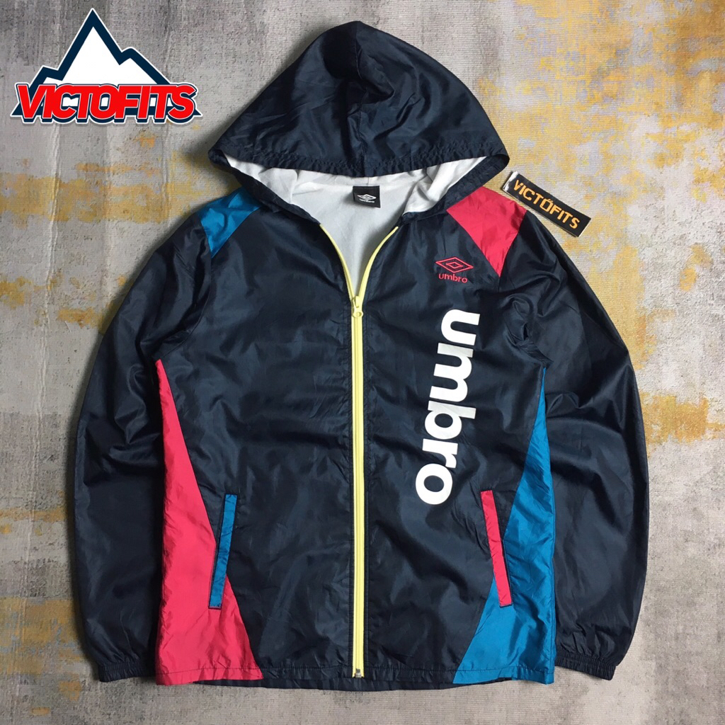 Jaket Windbreaker Umbro