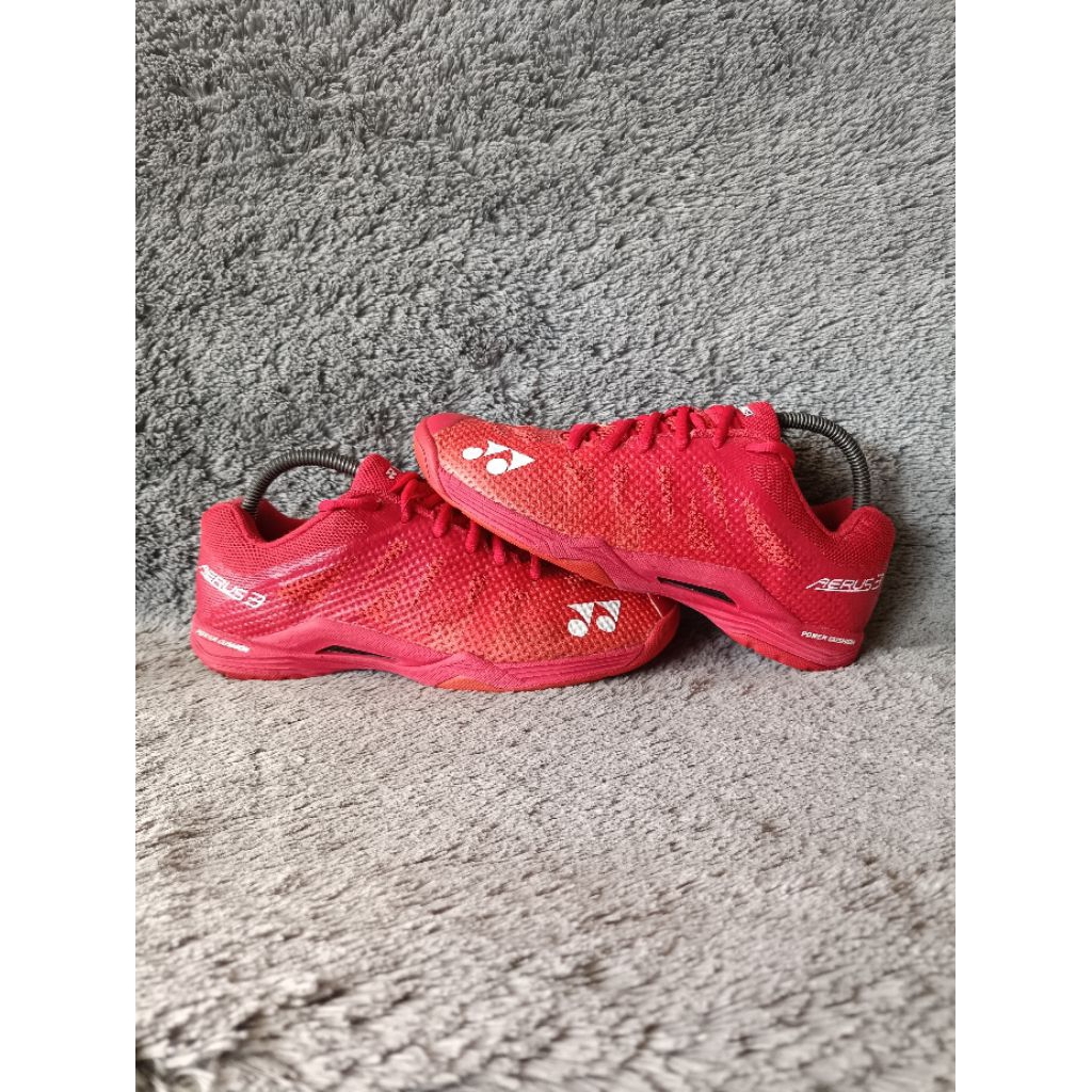SEPATU BADMINTON YONEX AERUS 3 SIZE 40 ORIGINAL SECOND RED KARBON