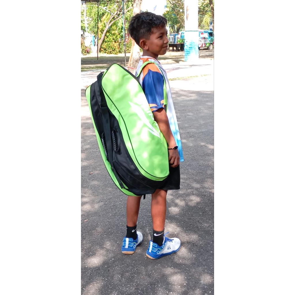 Tas Raket Badminton Jumbo Muat Banyak - Tas Raket Besar Murah dan PraktisTas raket badminton ukuran 