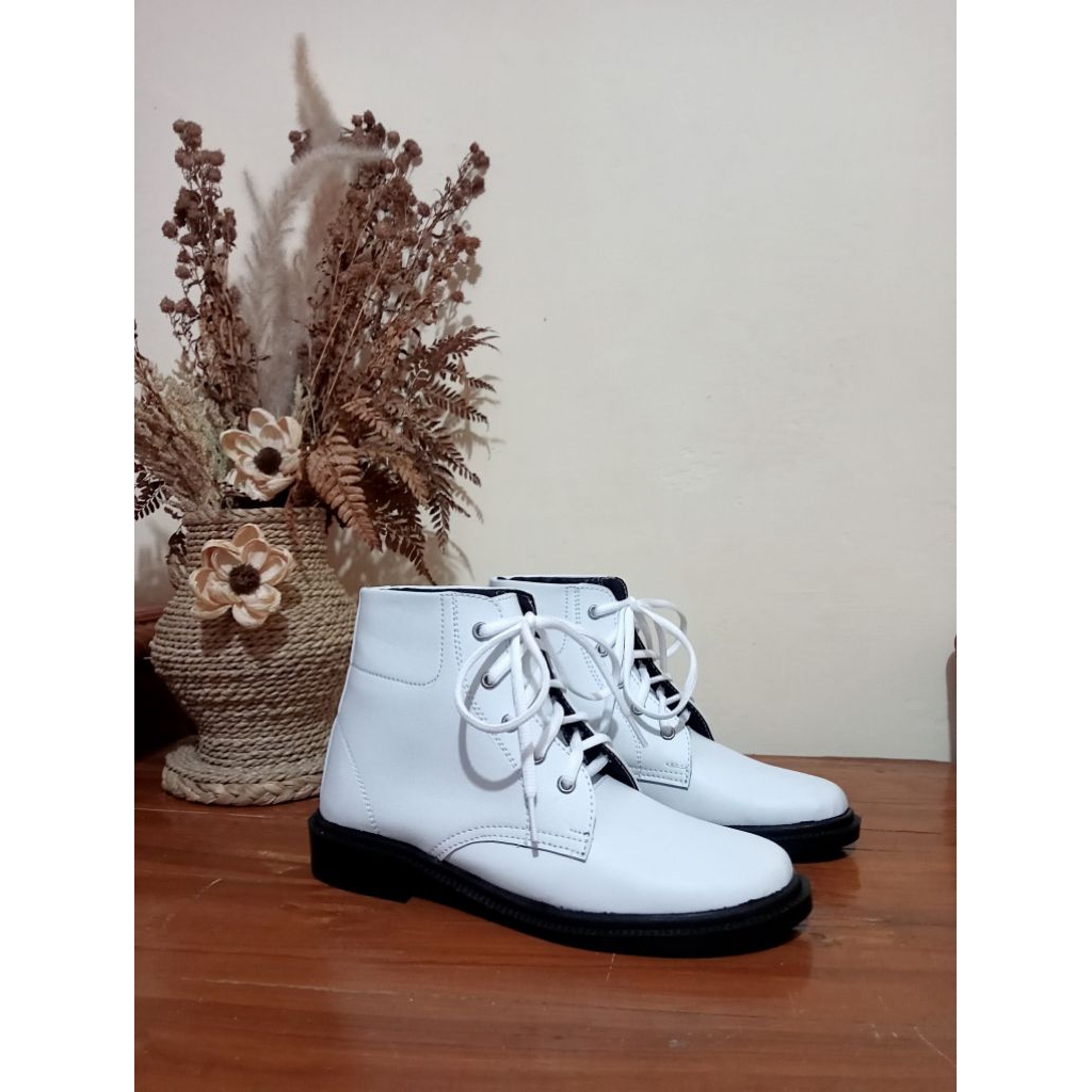 Sepatu pasukan drumband/sepatu pemain/sepatu paskibra/sepatu drumband tali