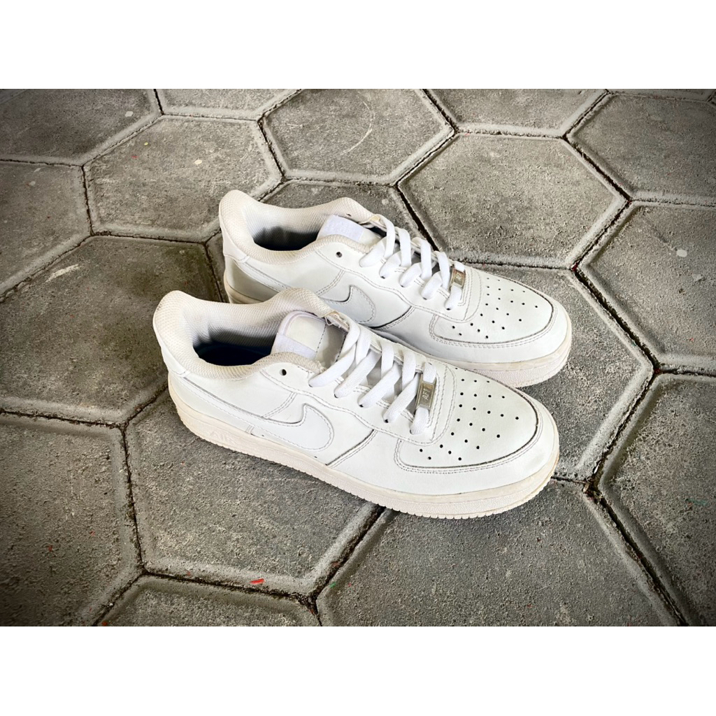 NIKE AIR FORCE ONE WHITE