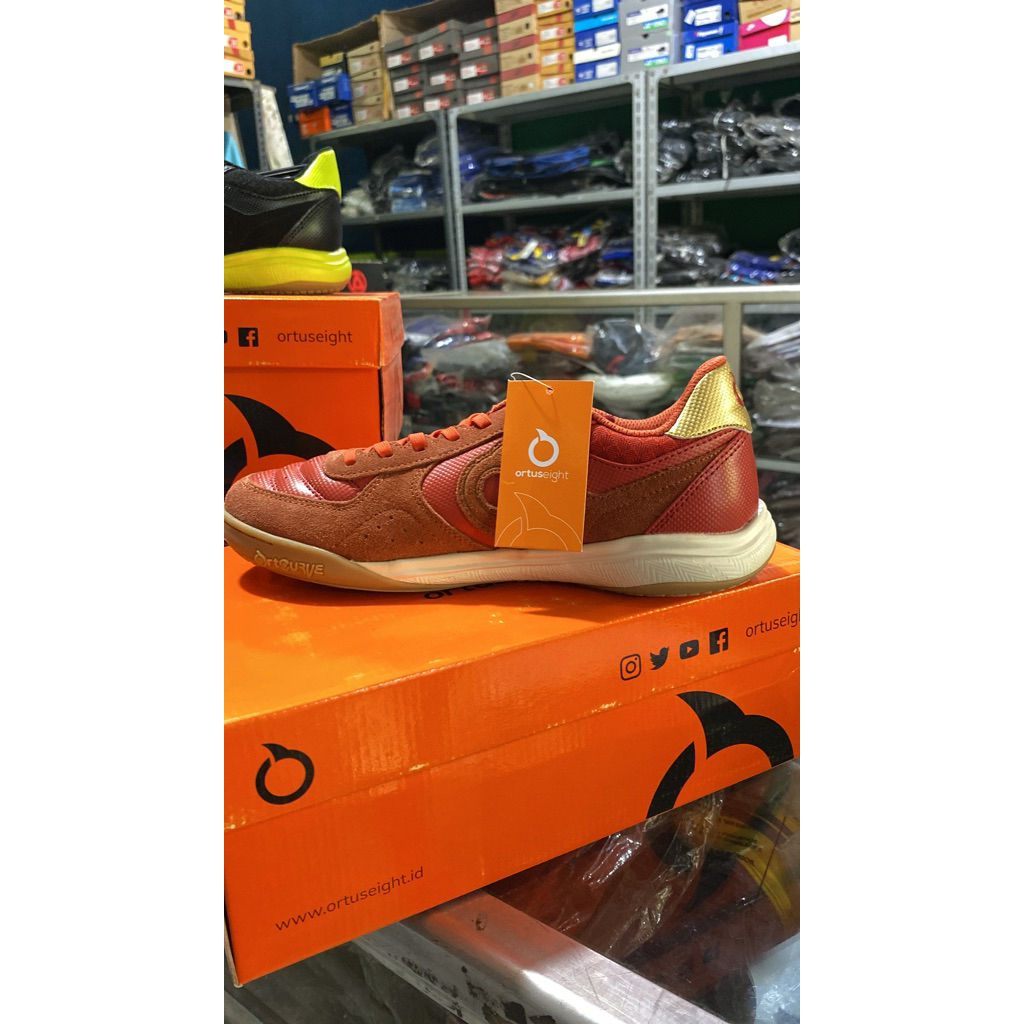 Sepatu Futsal Ortuseight Jogosala Original  Sepatu Futsal Pria Ringan & Nyaman, Sol Anti Slip Warna 