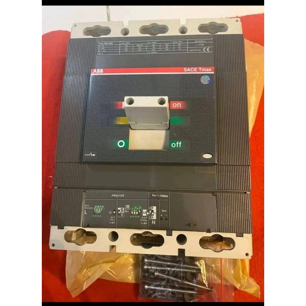 Mccb abb 1000amper original normal poll