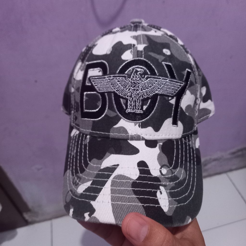 topi boy london loreng