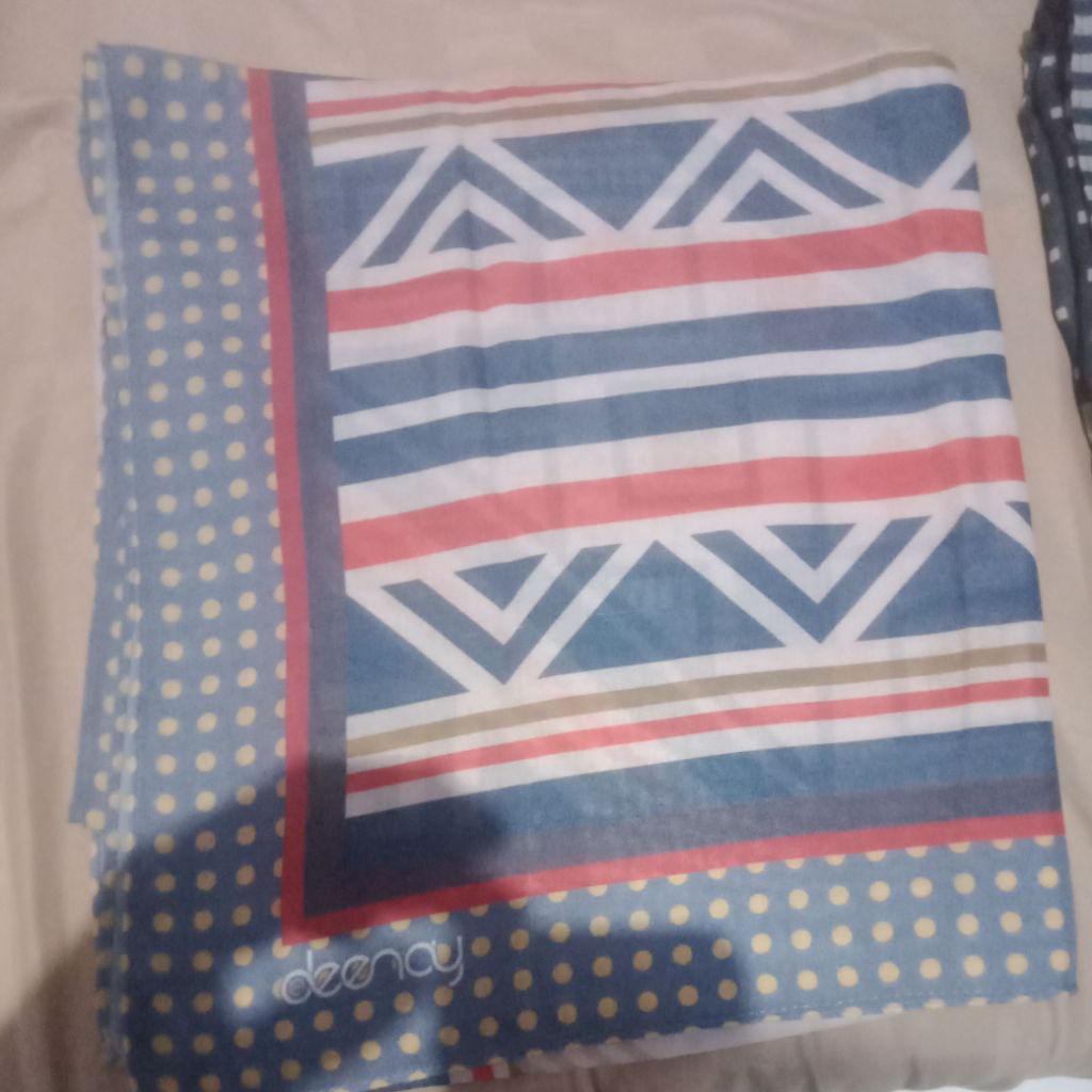 Deenay/kerudung deenay original