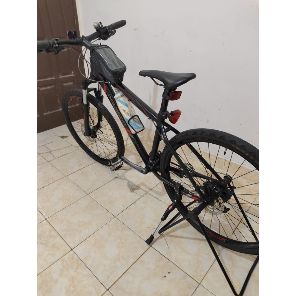 Sepeda Gunung Polygon Xtrada 5 thn 2017