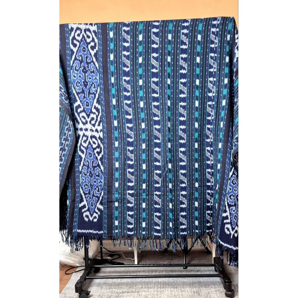 Kain tenun Lombok