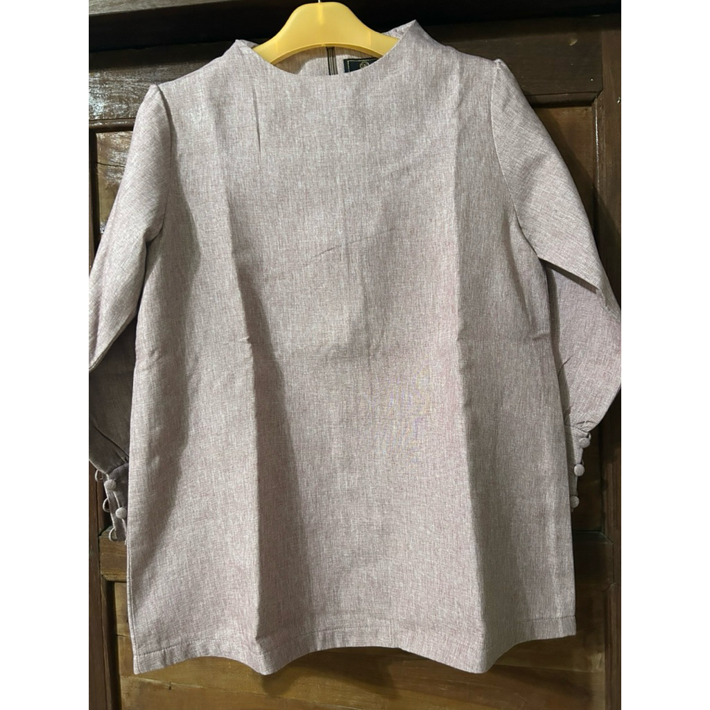 Preloved Blouse Johanna Batik