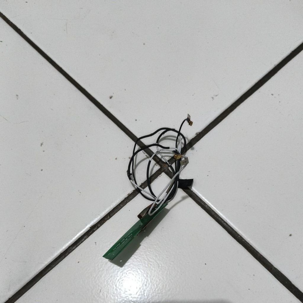 Lenovo ideapad S10-3 kabel antena wifi