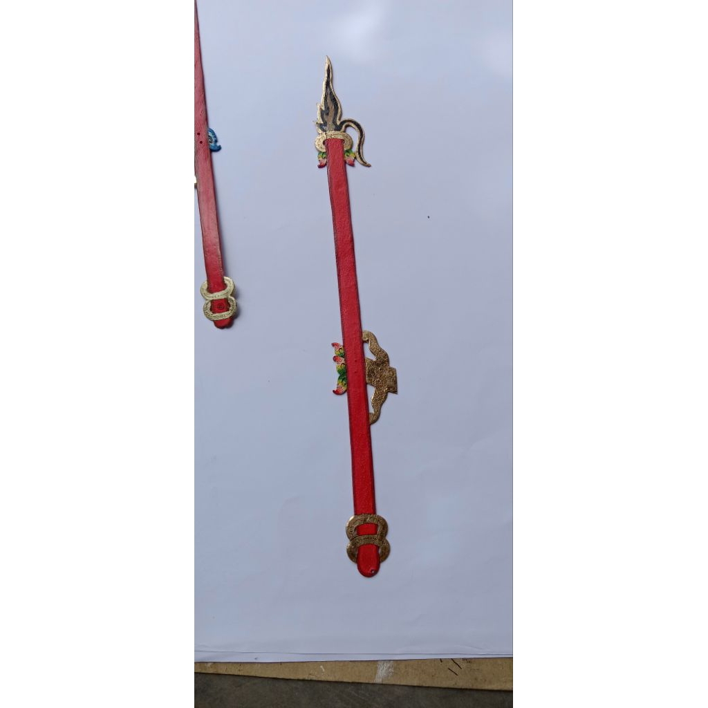 GAMANAN WAYANG DARIKULITsapi PILIH SESUIVARIASI