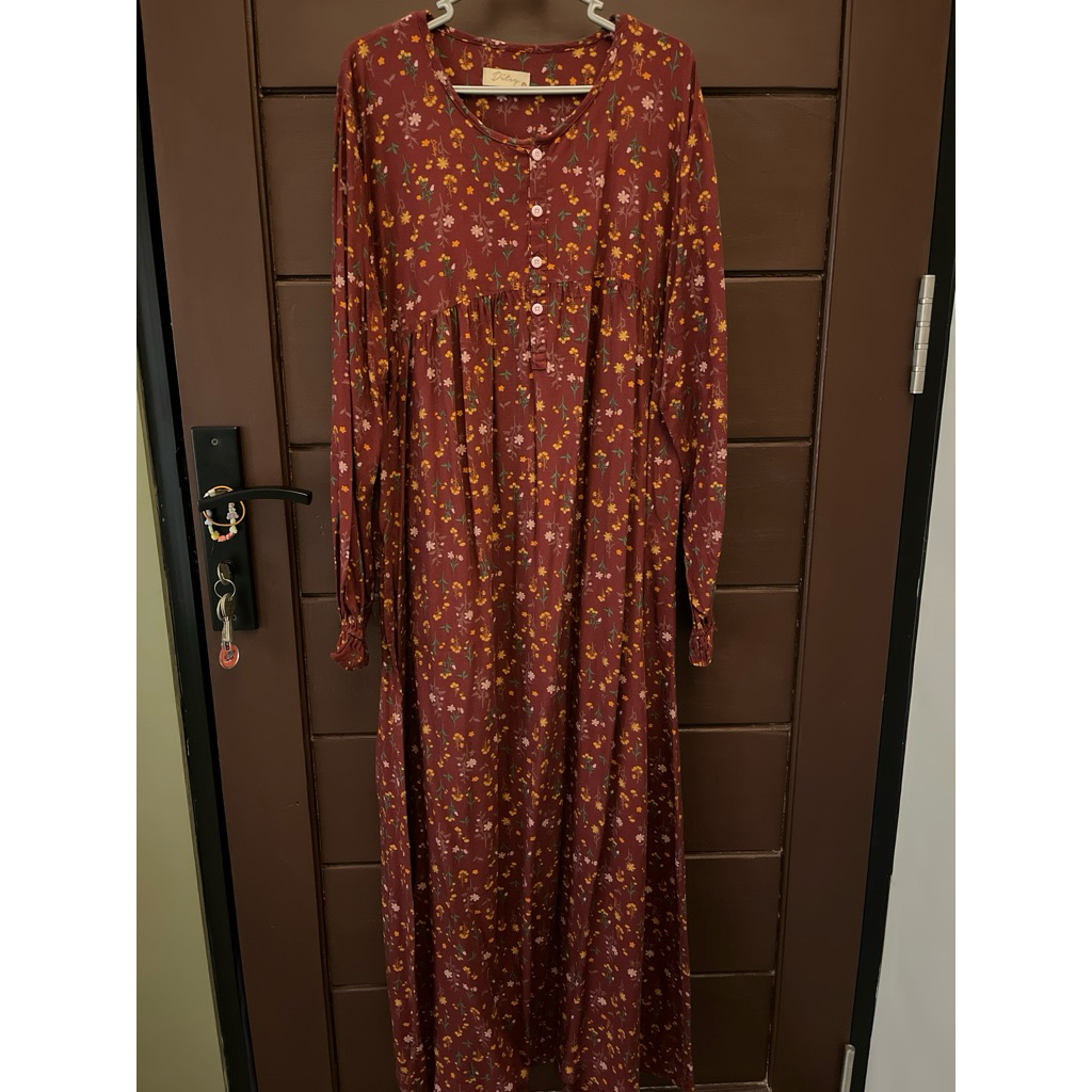 Preloved Ditsy Size M