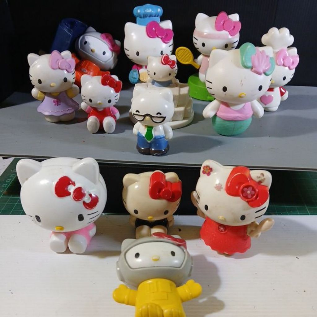(BEKAS) Koleksi Figure Hk HELLO KITTY ORI SANRIO EMCO DAN NO BRAND