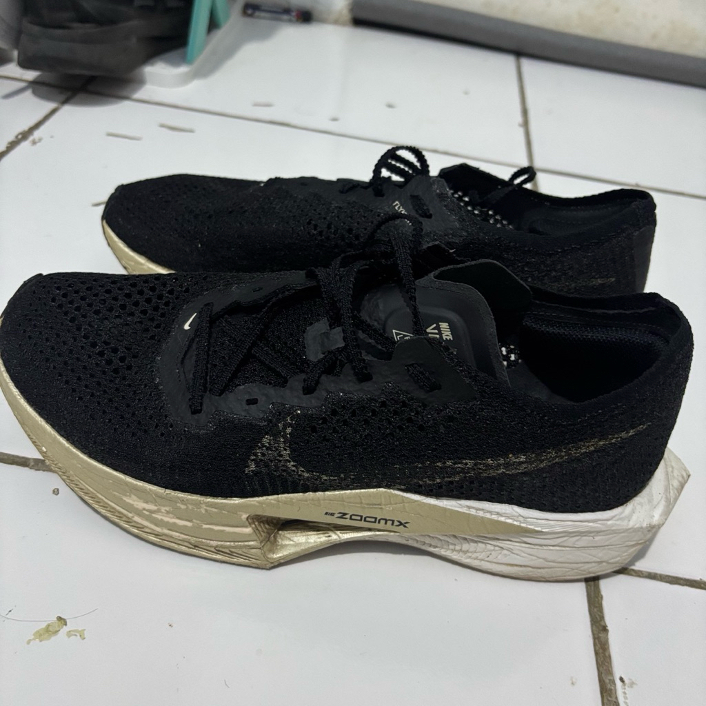 sepatu nike vaporfly next%3 size44.5 carbon 70km running lari