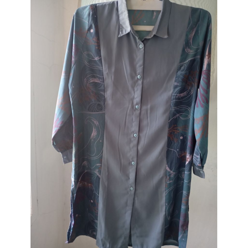 preloved kemeja merk ZM zaskia mecca