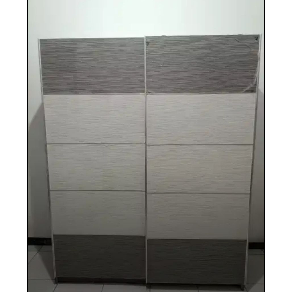 Preloved lemari equity tinggi 2m putih (Surabaya)
