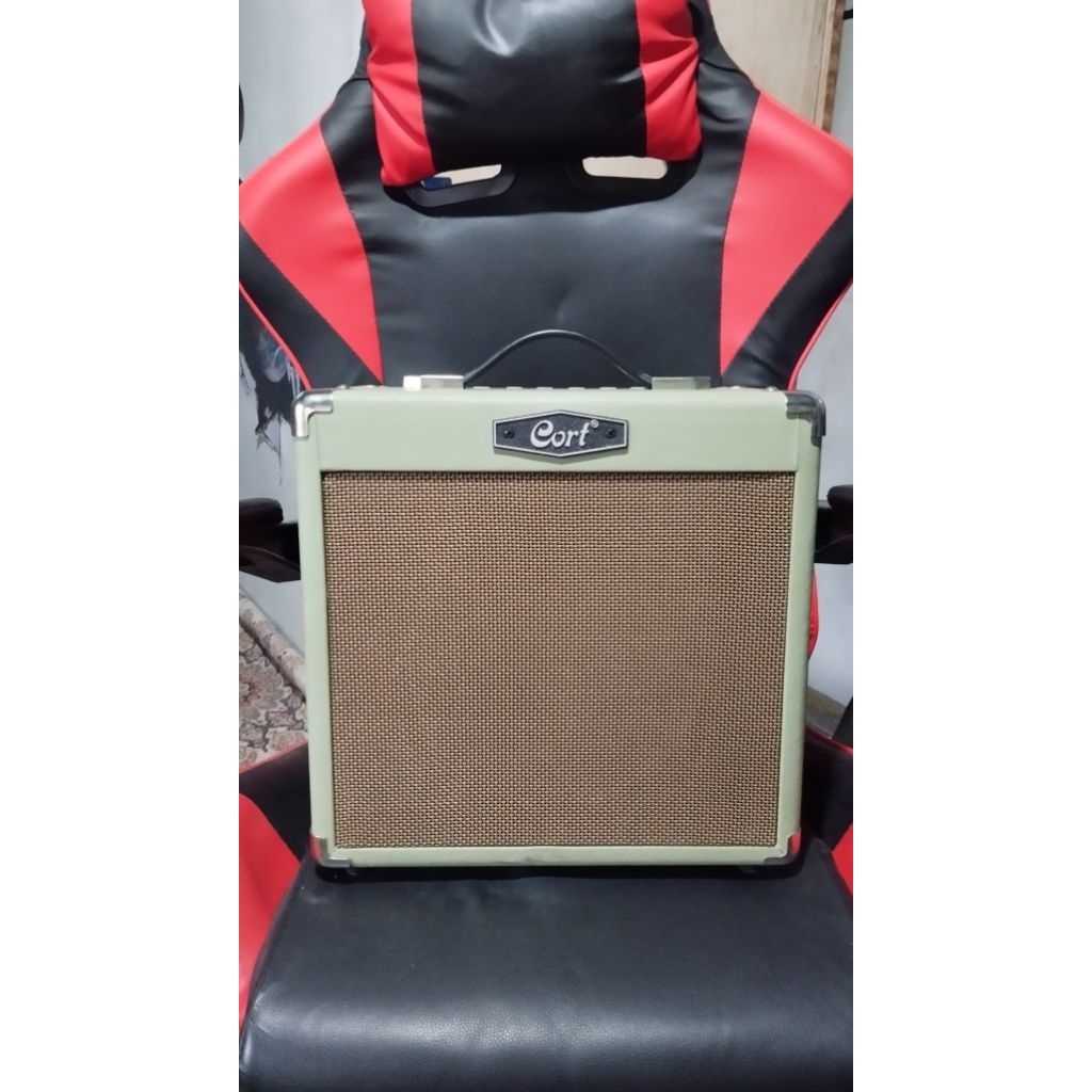 AMPLI GITAR CORT CM15R