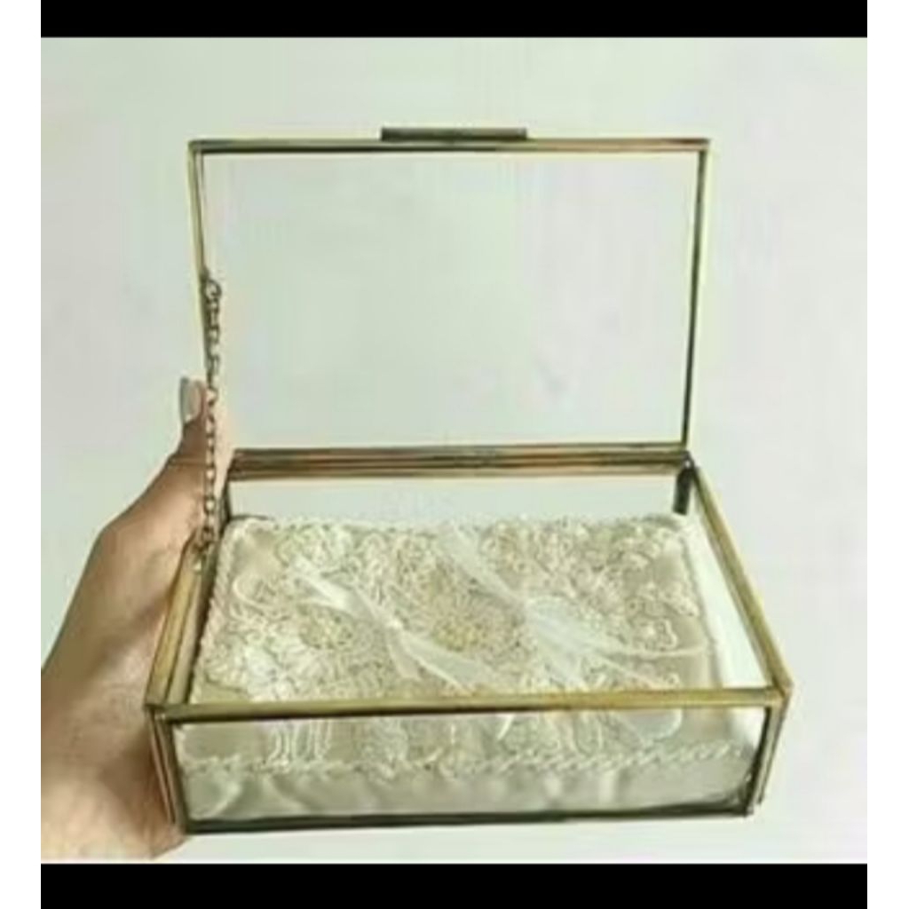 best seller box hampers. box kaca. glasbox. terarium 12×12cm tinggi 6cm