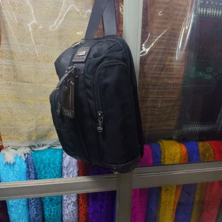 Tumi Alpha Bravo Monterey Saratoga Slingbag