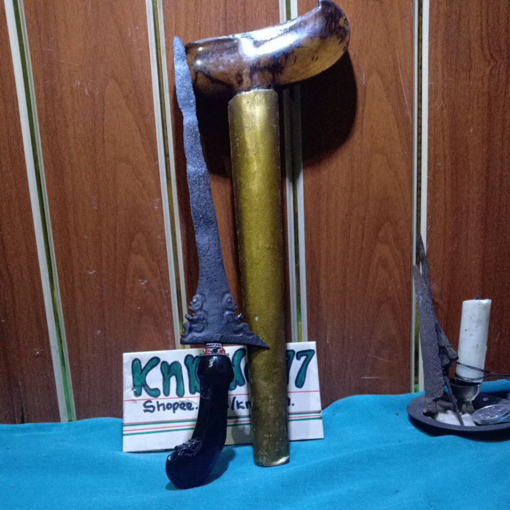 KERIS PUTUT KEMBAR SEPUH PAJANGMAJAPAHIT