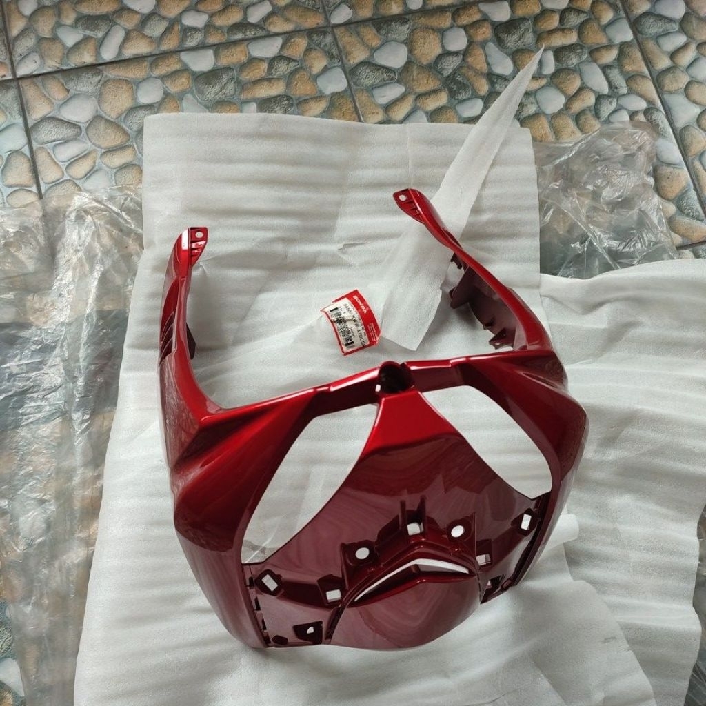 COVER FRONT TOP CN SC RED TAMENG KAP BODY DEPAN REVO AT MATIC REVO DX REVO ABSOLUTE 110 64500-KWW-A7