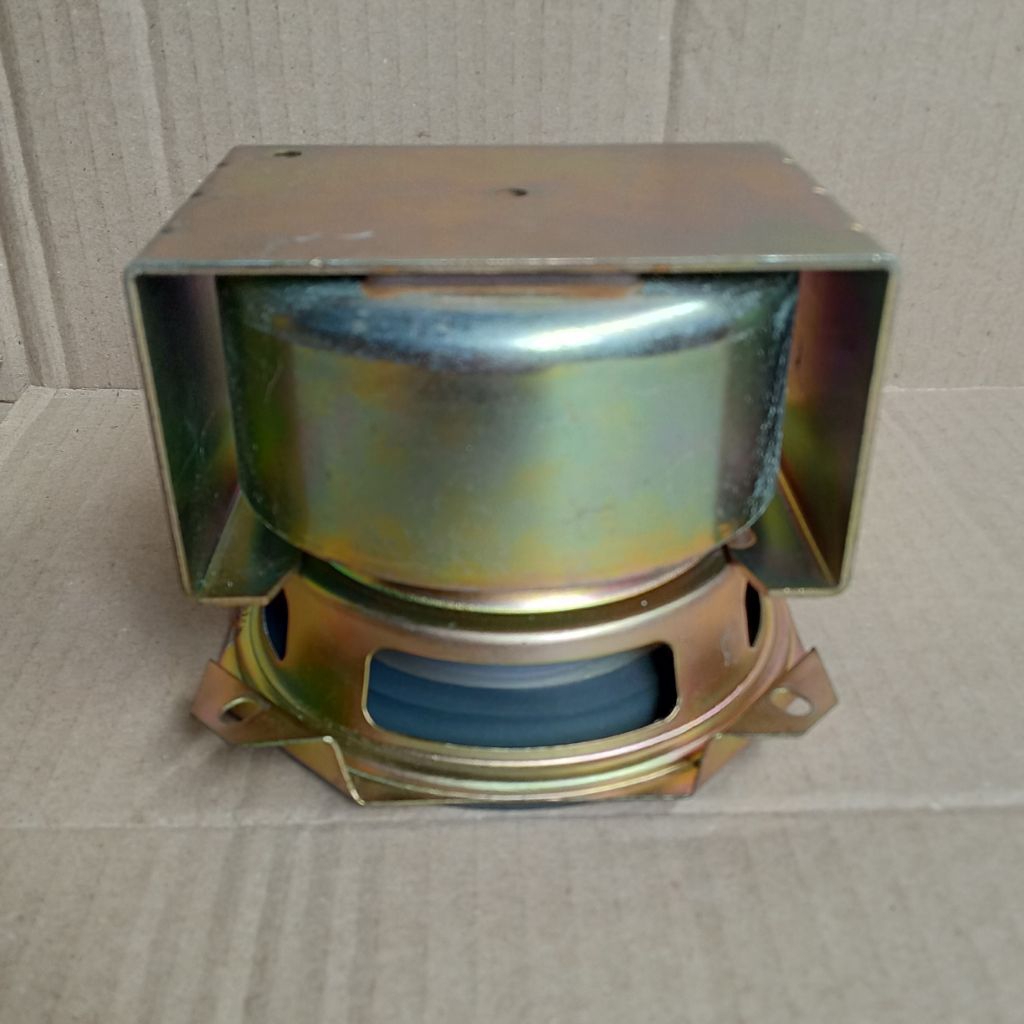 Speaker 4 Inch 50w 8Ohm Woofer(dudukan baut tekuk))