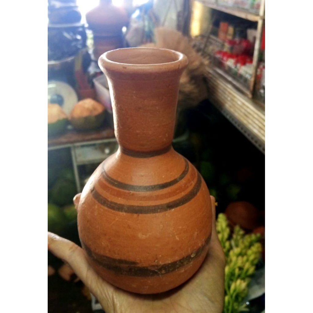 Kendi Kecil Tanah Liat Serbaguna