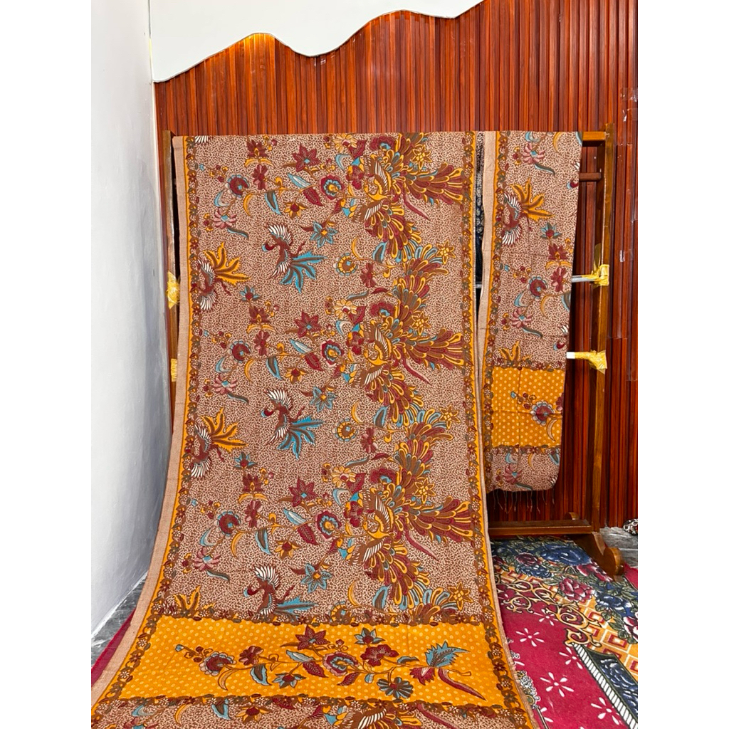 KAMEN/KEBAYA SUTRA DOLBY ATBM SERAT NANAS BATIK ASLI SOLO