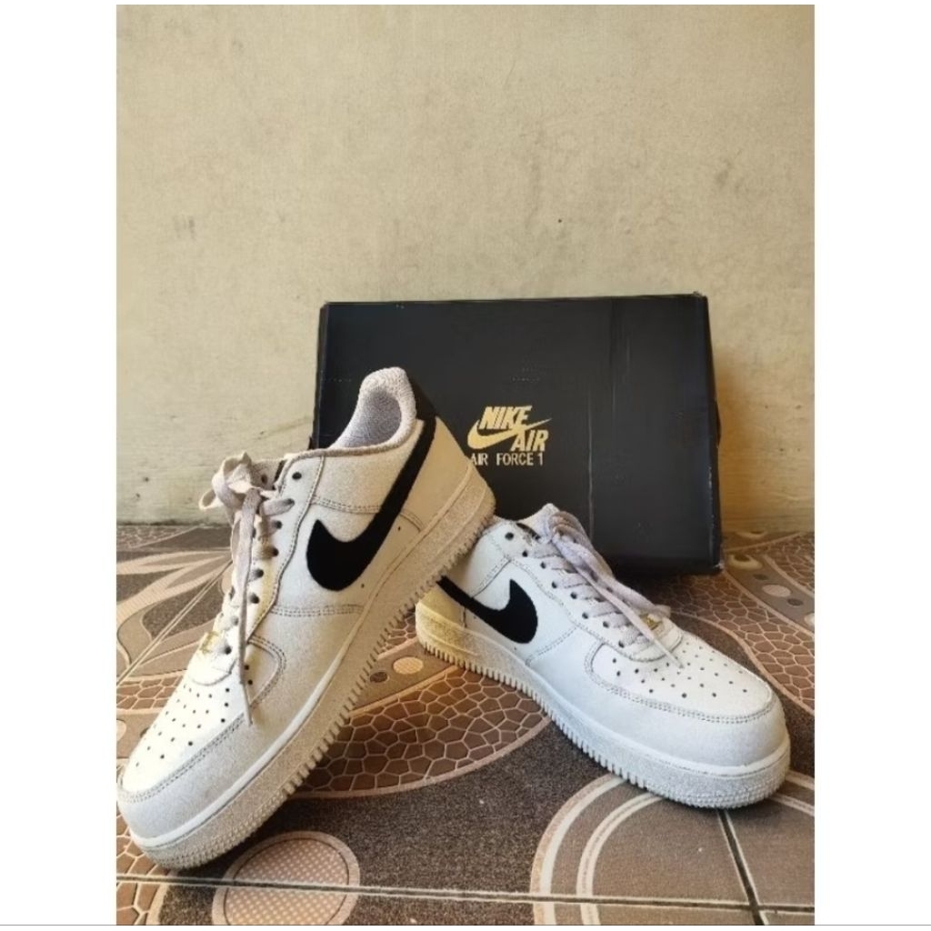 Sepatu Nike Air Force 1 Low Essentials White Black Gold Originals