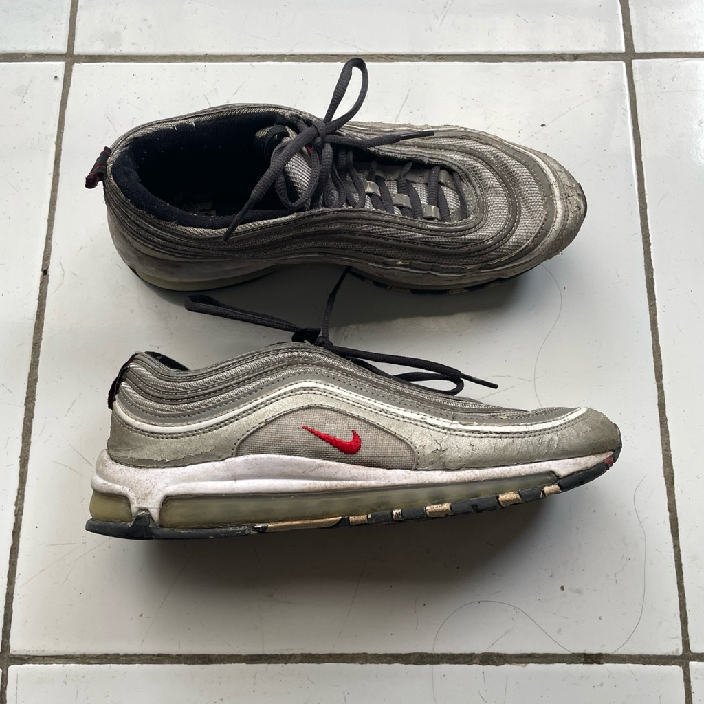 Sepatu Nike Air Max 97 Silver Bullet Size 43 Bekas