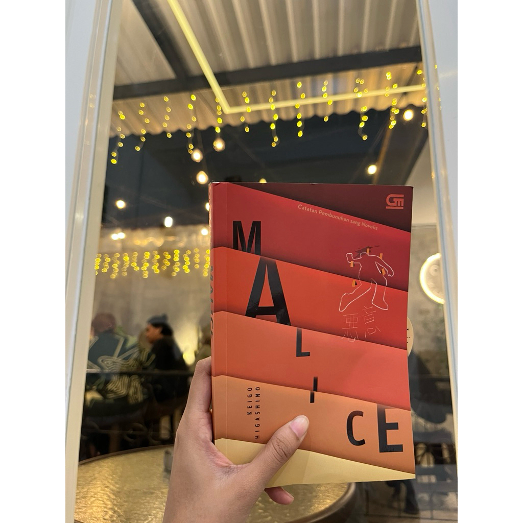 Preloved Novel Malice