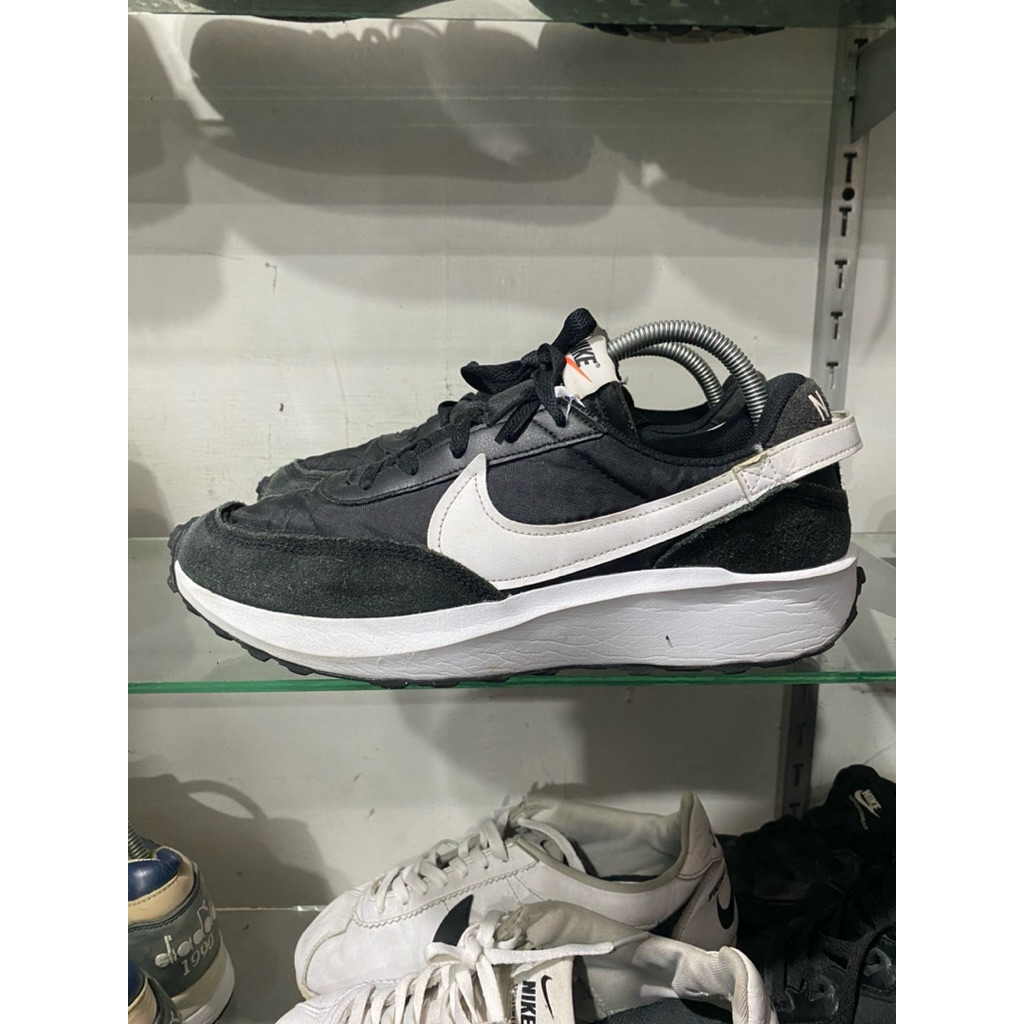 Sepatu nike Waffle