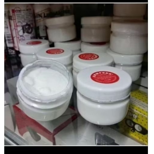 Compon Kompond putih penghilang baret mobil motor