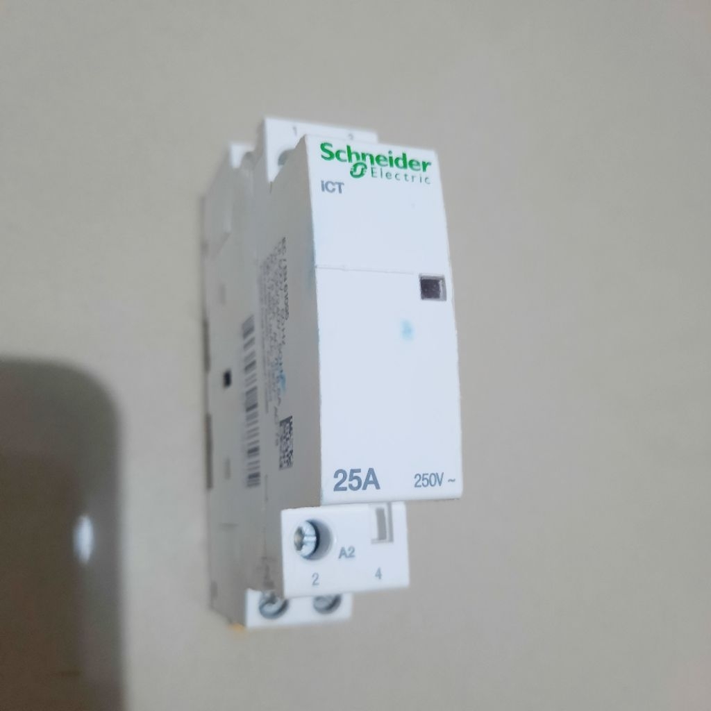 KONTAKTOR SCHNEIDER DIN ICT 25A