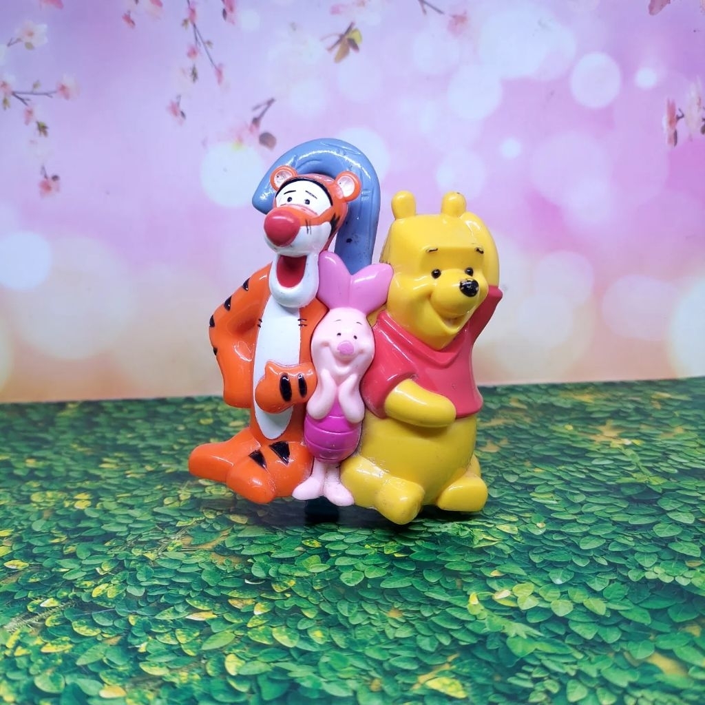 Winnie The Pooh figure tiger kanga no brand Happy Meal Mcd preloved