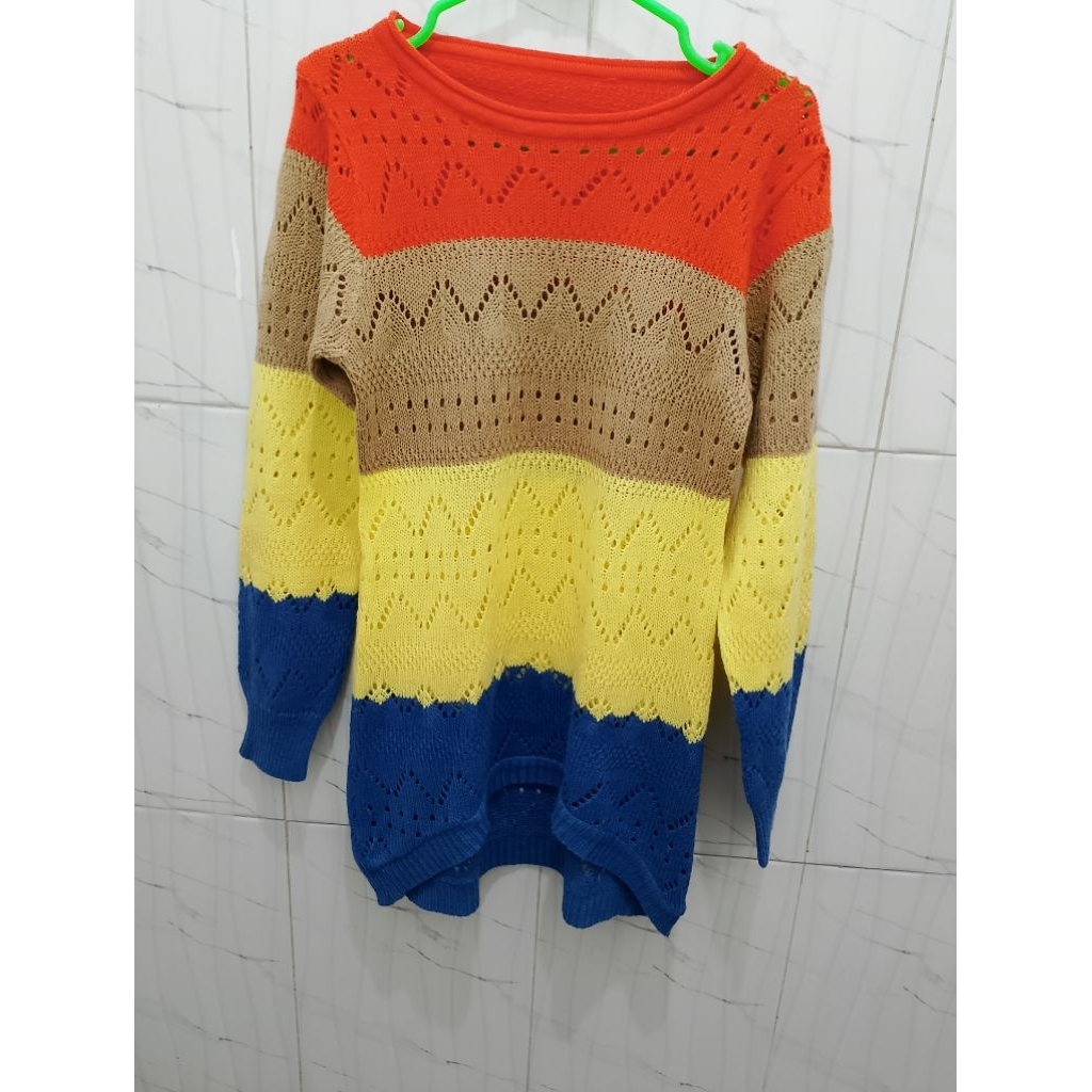 Sweater Rajut Wanita Preloved