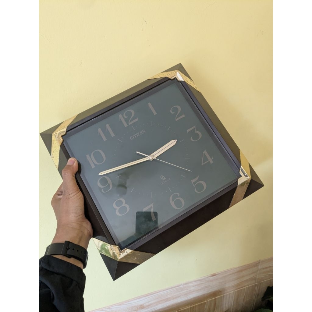 Jam dinding vintage citizen original