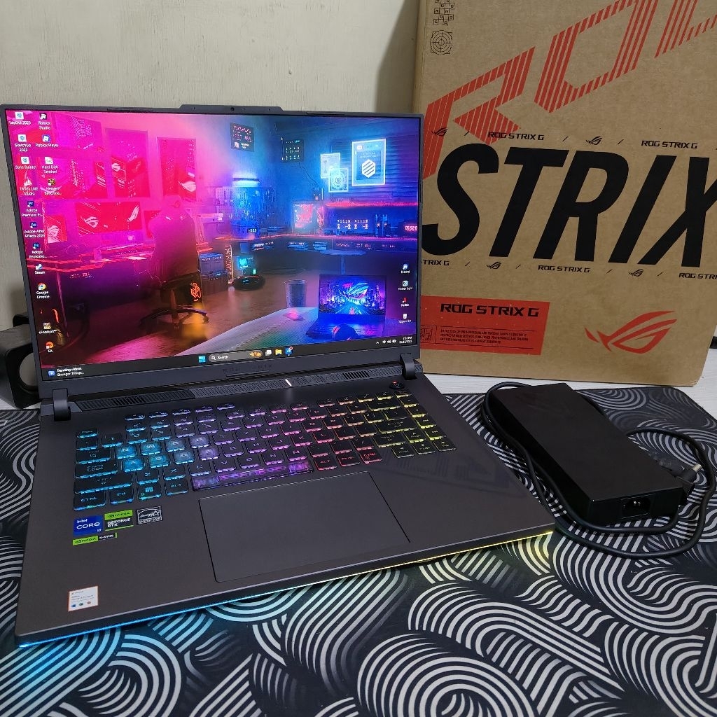 Asus ROG Strix G16 i7-13650Hx RTX4050 16/512 laptop gaming RTX 4050 G614JU