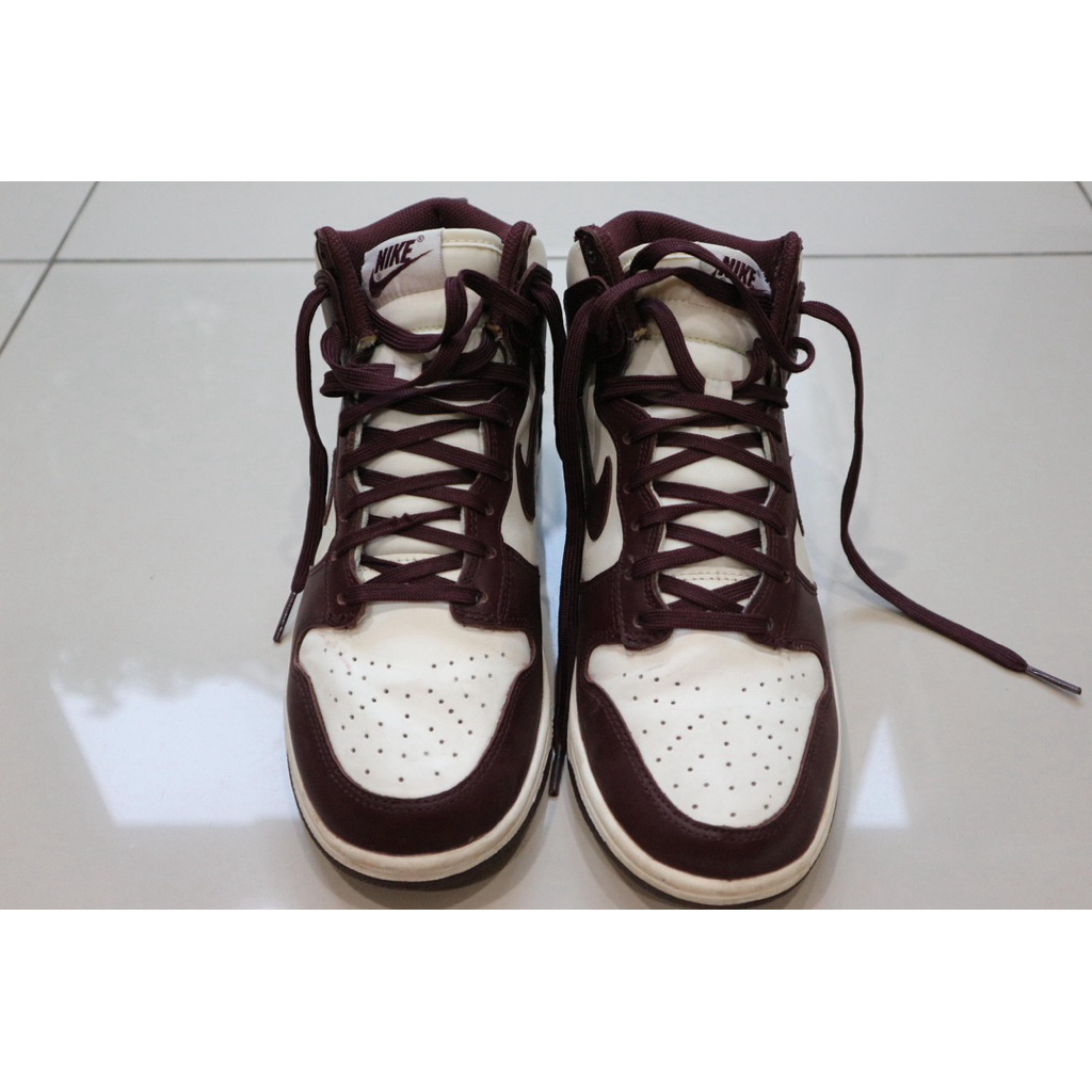NIKE High Dunk