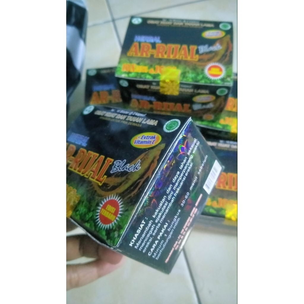 Ar-rijal  black extra vitamin c