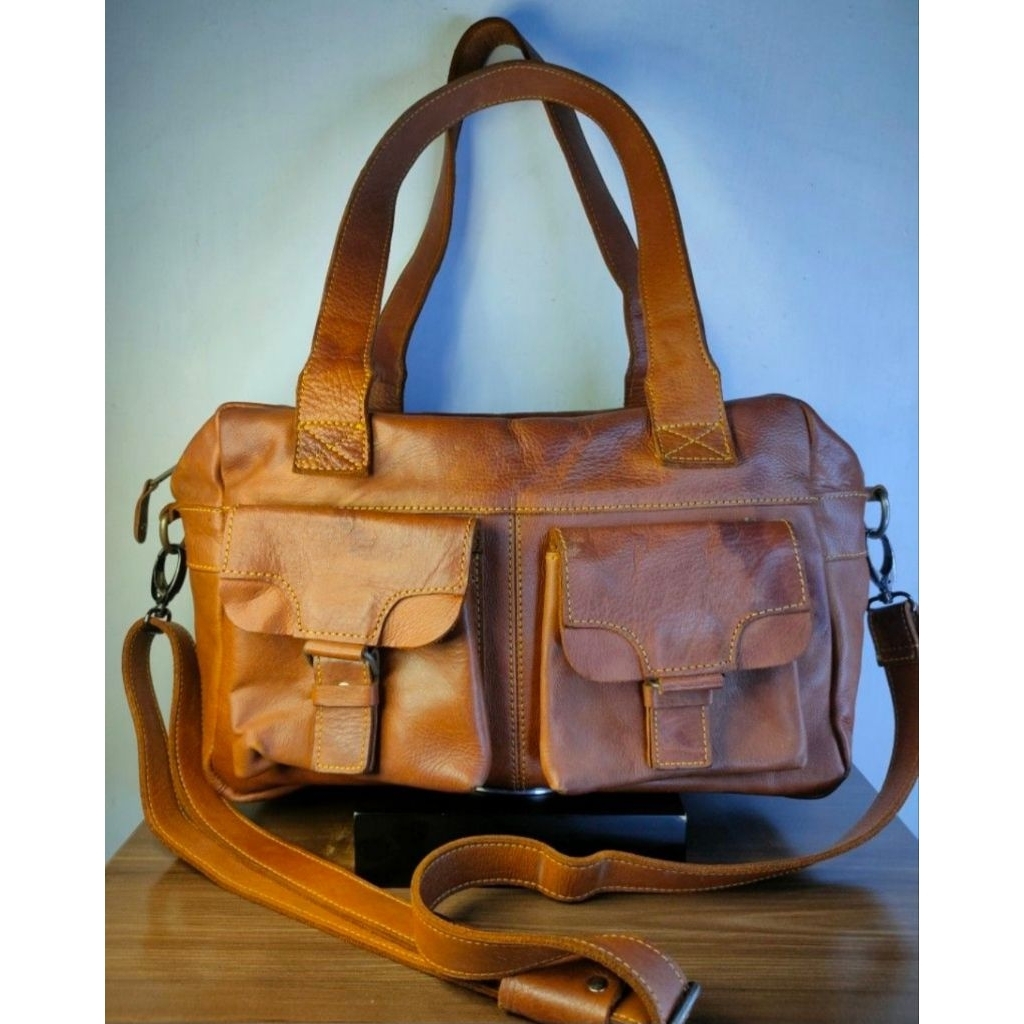 Tas Kulit asli pria messenger bag tali panjang preloved