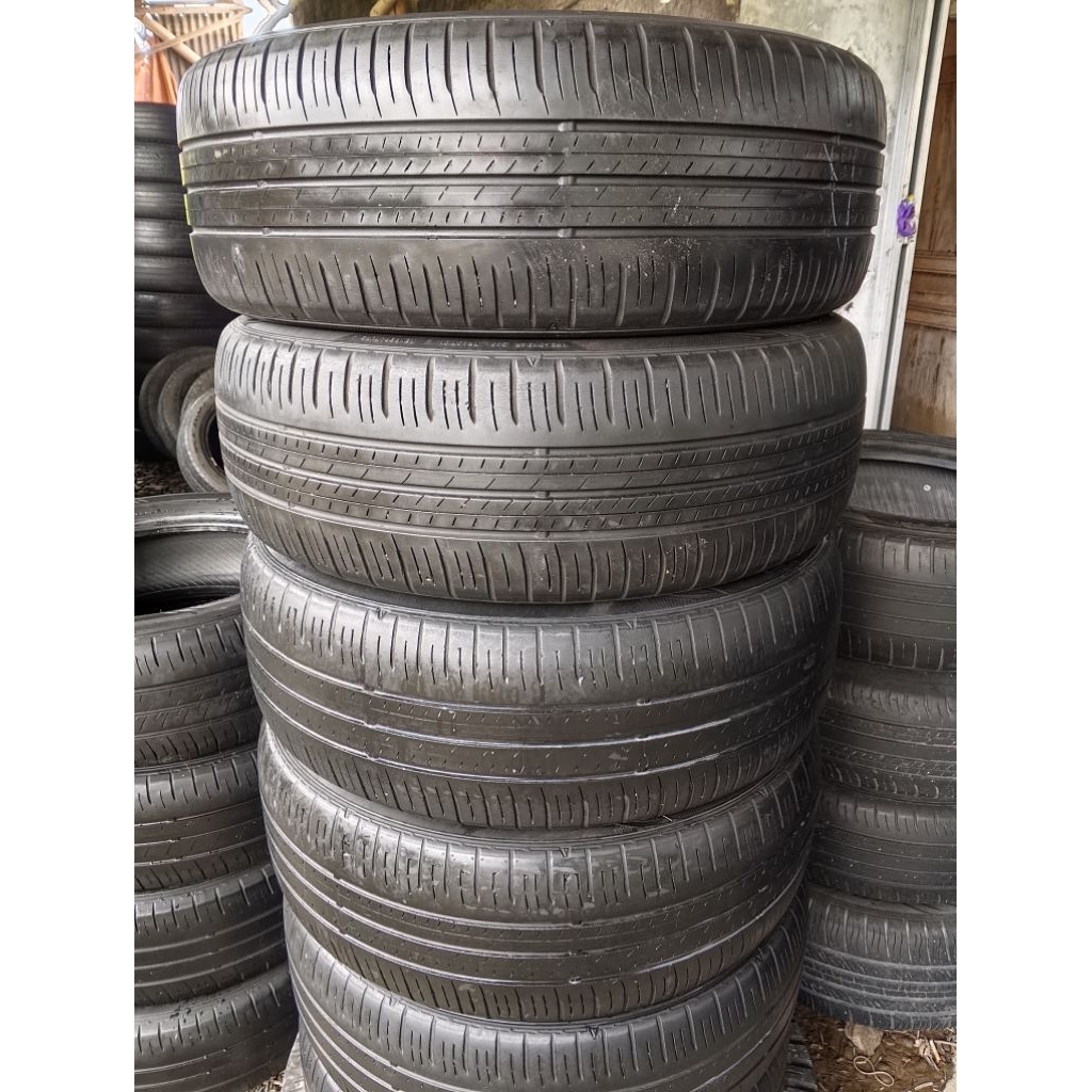 BAN DUNLOP 205 55 R17