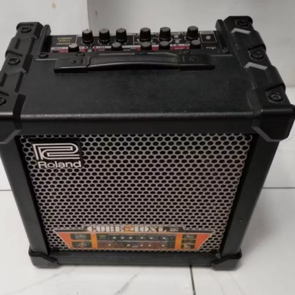 amp gitar Roland cube 40XL