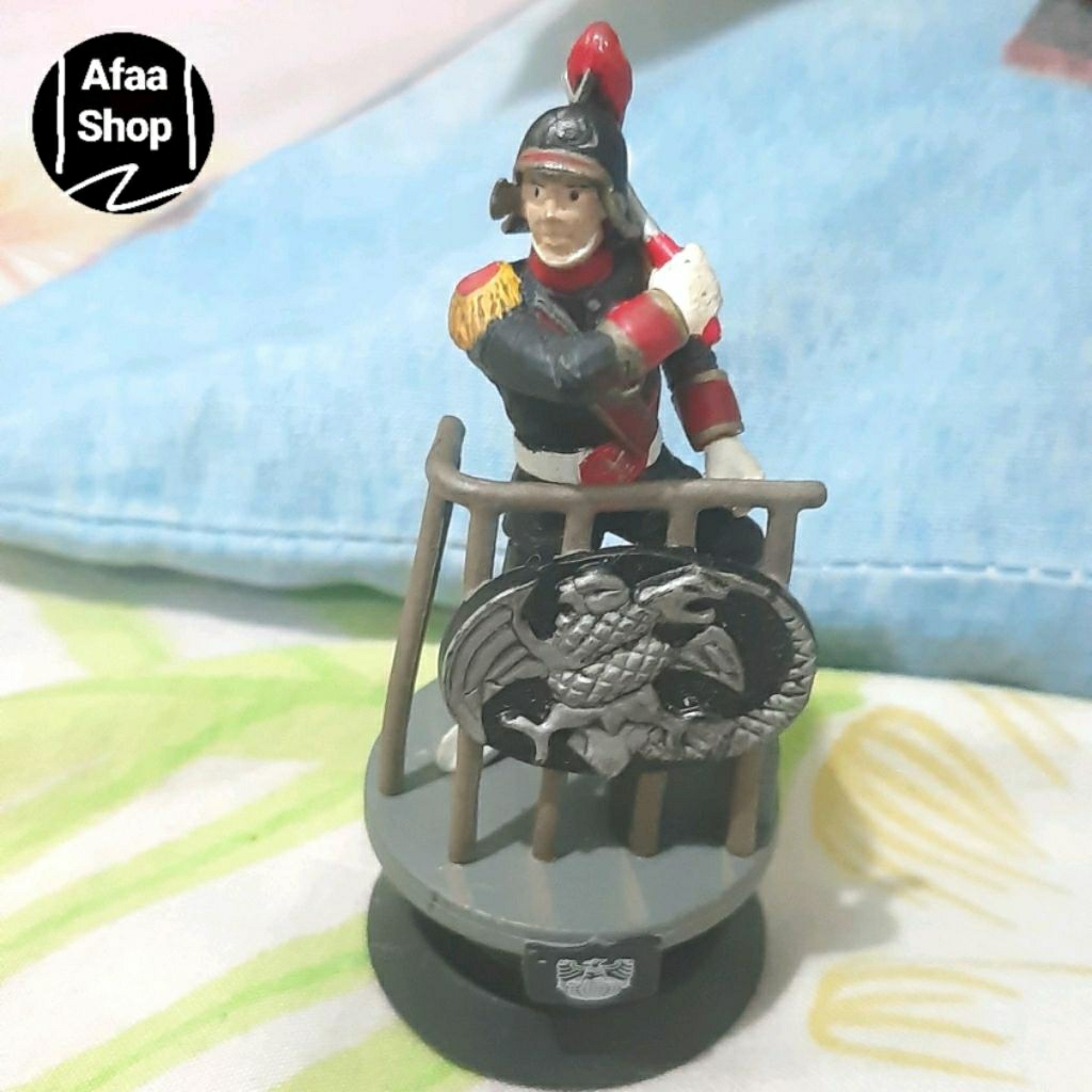 Mainan preloved figure tentara jepang ishimori pro toei catur benteng