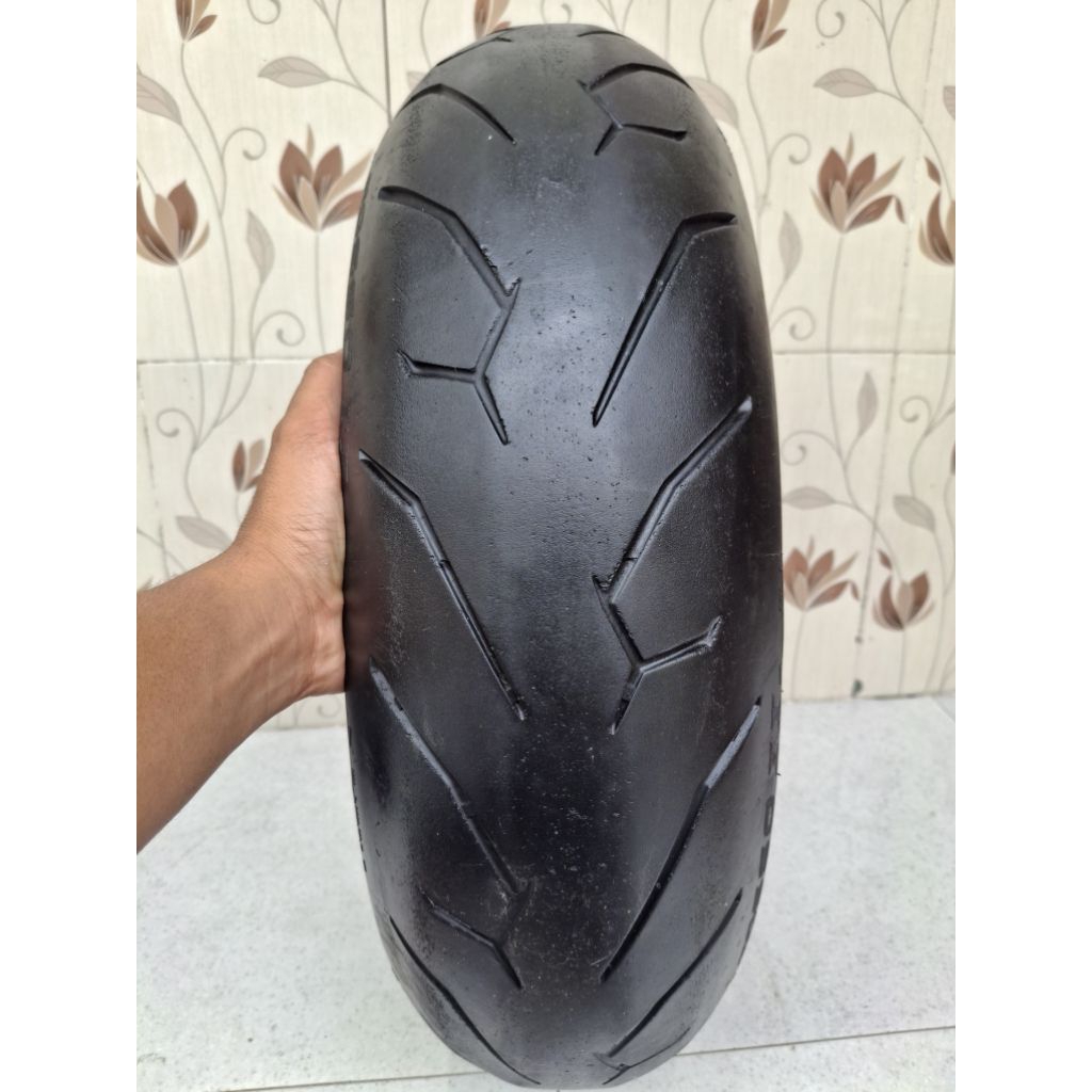 Ban ukuran 160/60 ring 17 pirelli diablo rosso 2 pnp ninja 250 r25 cbr 250 zx25 er6