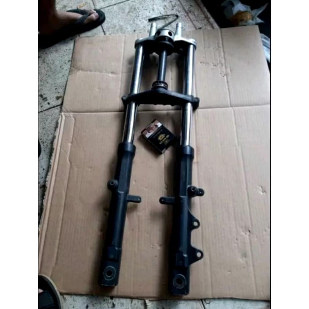 Sok breaker/sok depan motor yamaha vixion new original cabutan